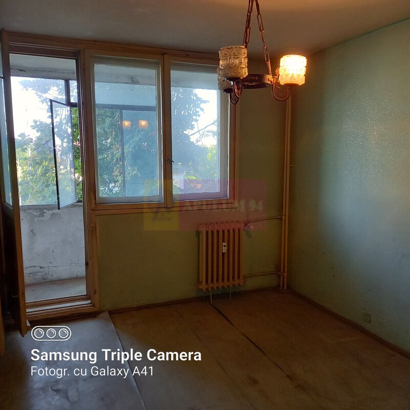 Vanzare apartament 3 camere Prelungirea Ghencea-Raul Doamnei