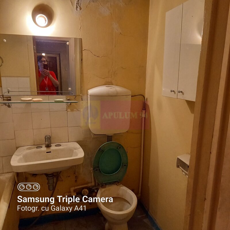 Vanzare apartament 3 camere Prelungirea Ghencea-Raul Doamnei